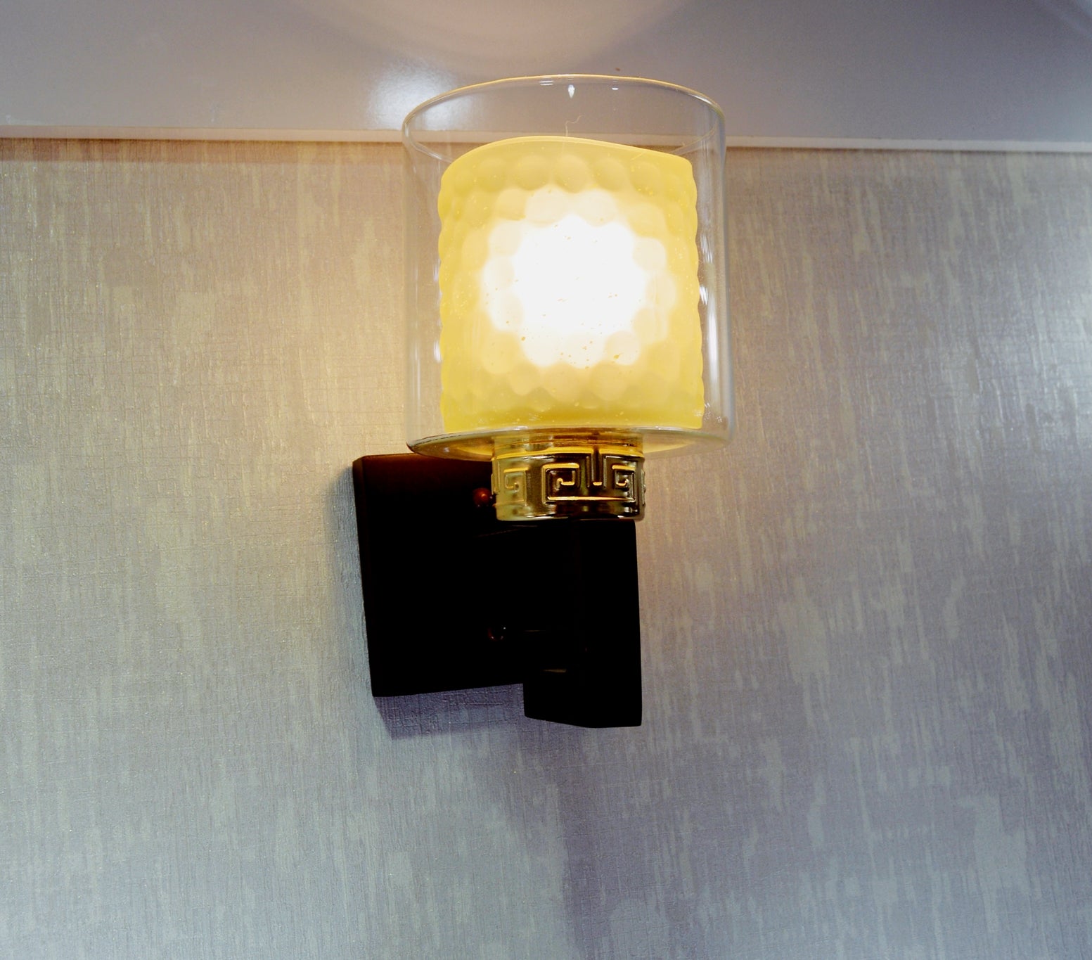 Wooden Wall Mounted Lighting (4)