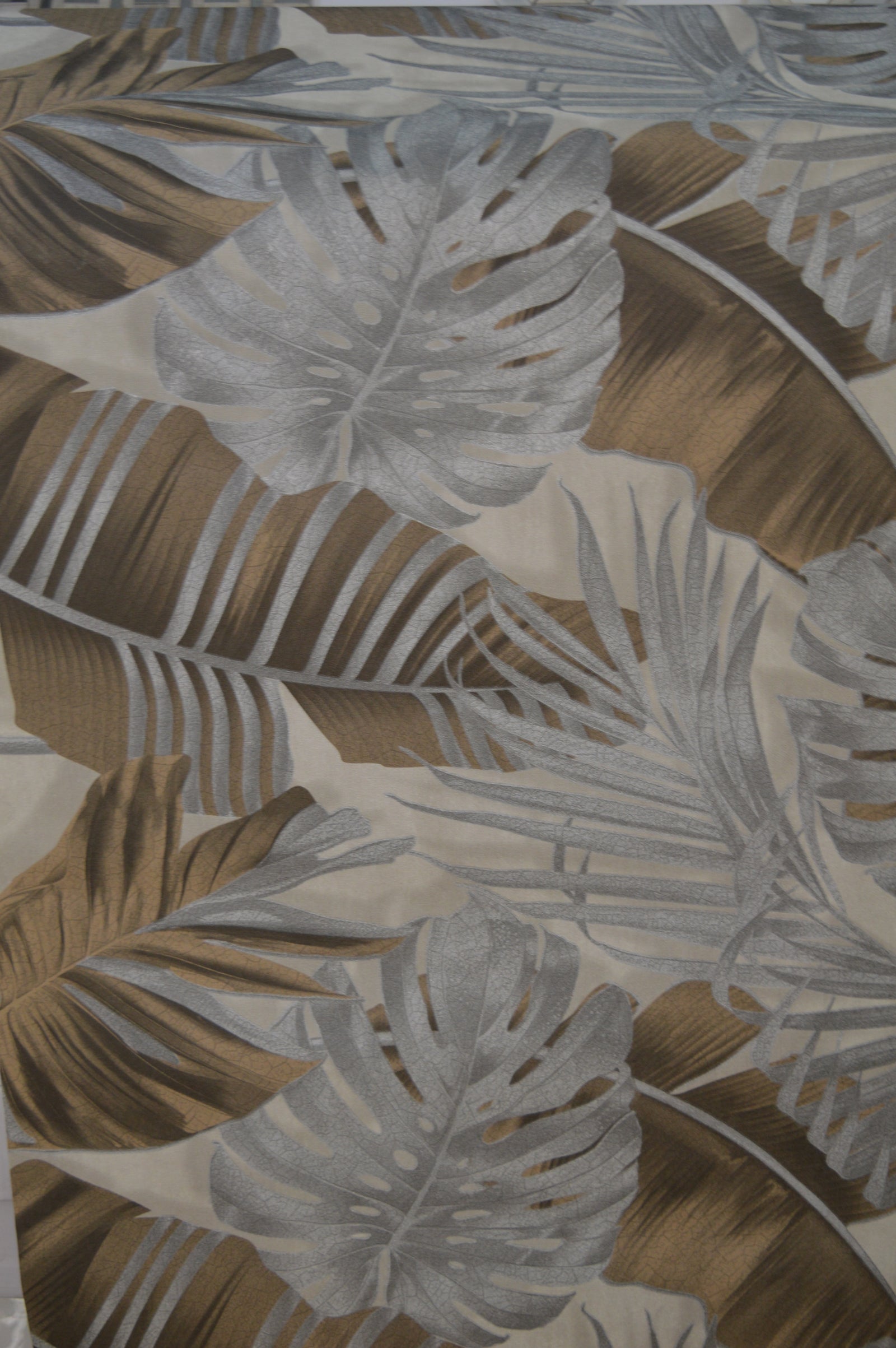 Natura Wallpapers-Cream & Gold, Black & Gold  - DK.22860-2 & 5