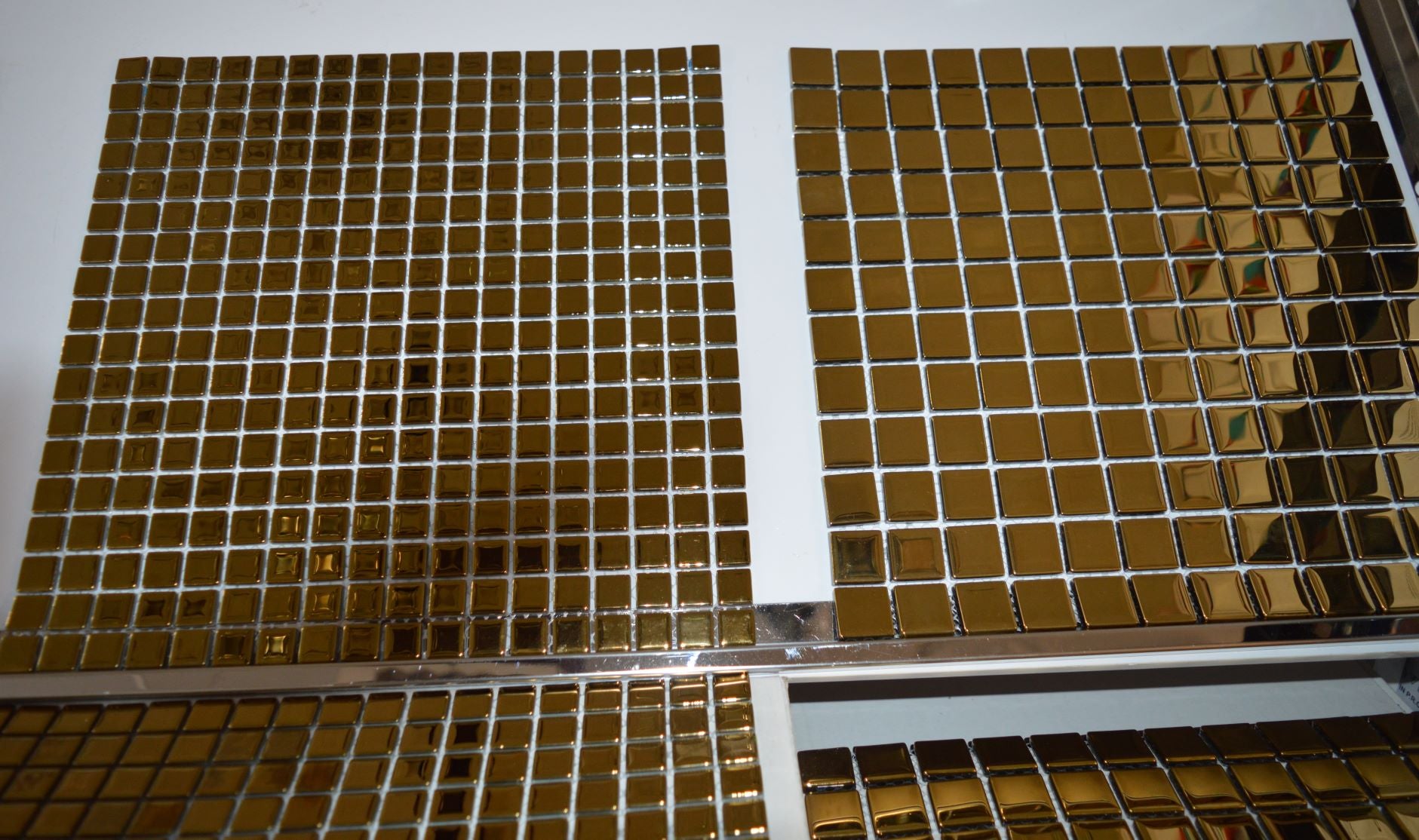 Mirrored Gold Glass Mosaic Tile-300*300*8mm-11sheets-1m2