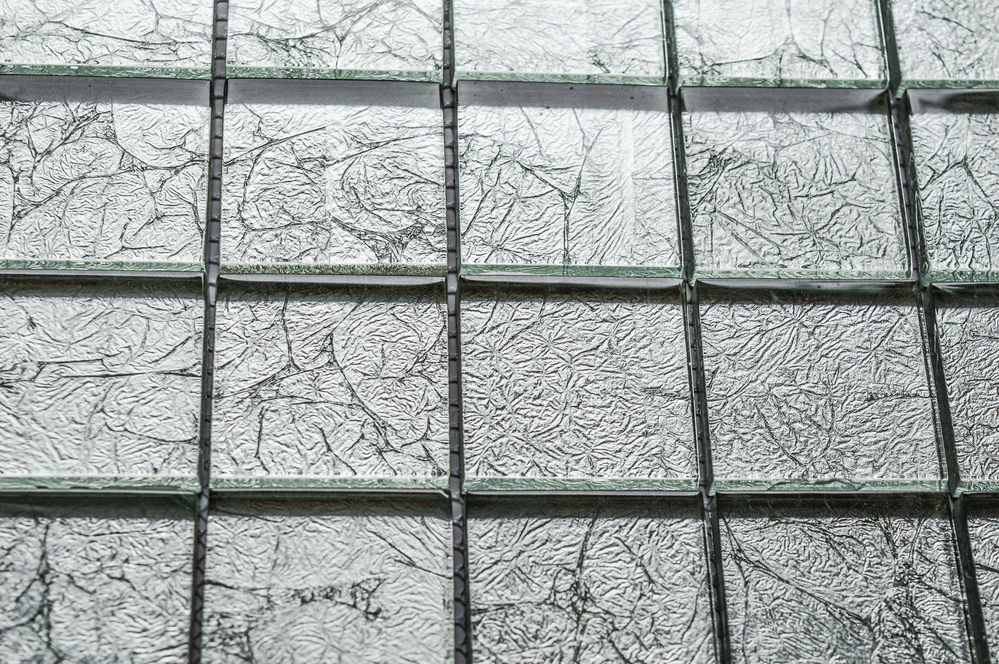 Silver Glint Glass Mosaic Tile