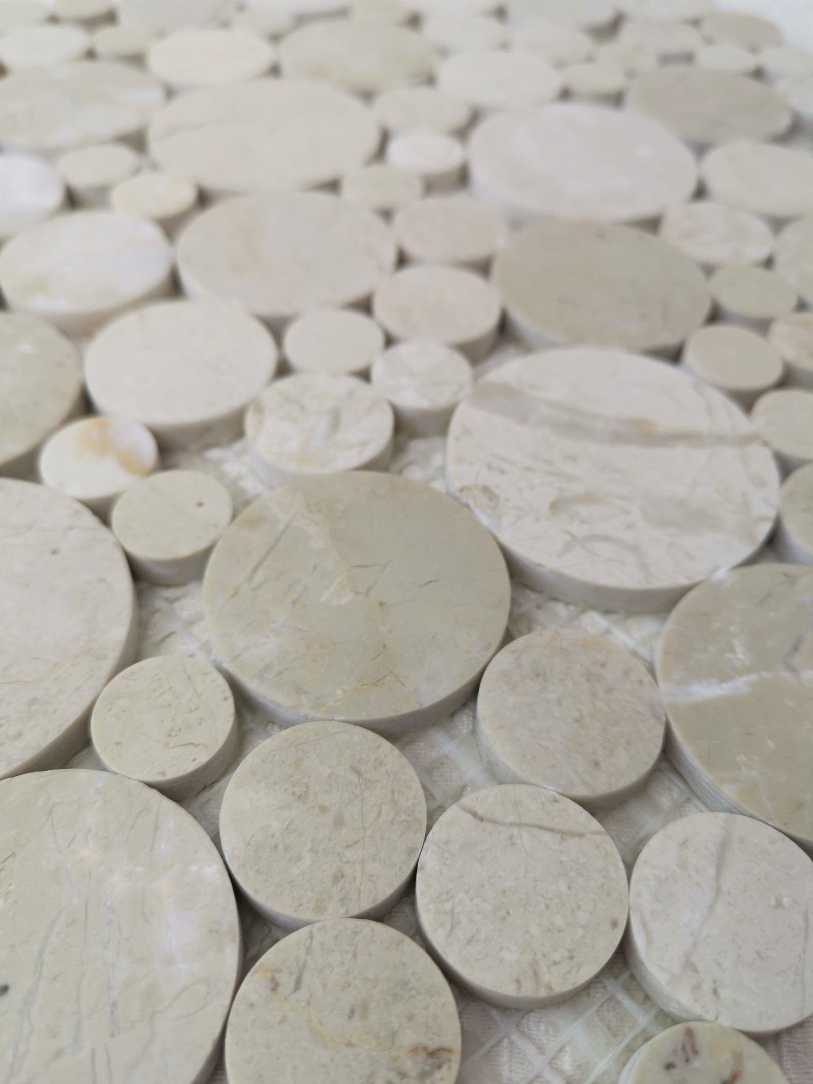 Beigescale Circular Ceramic Mosaic Tile-300 x 300 x 8 mm-11sheets-1m2