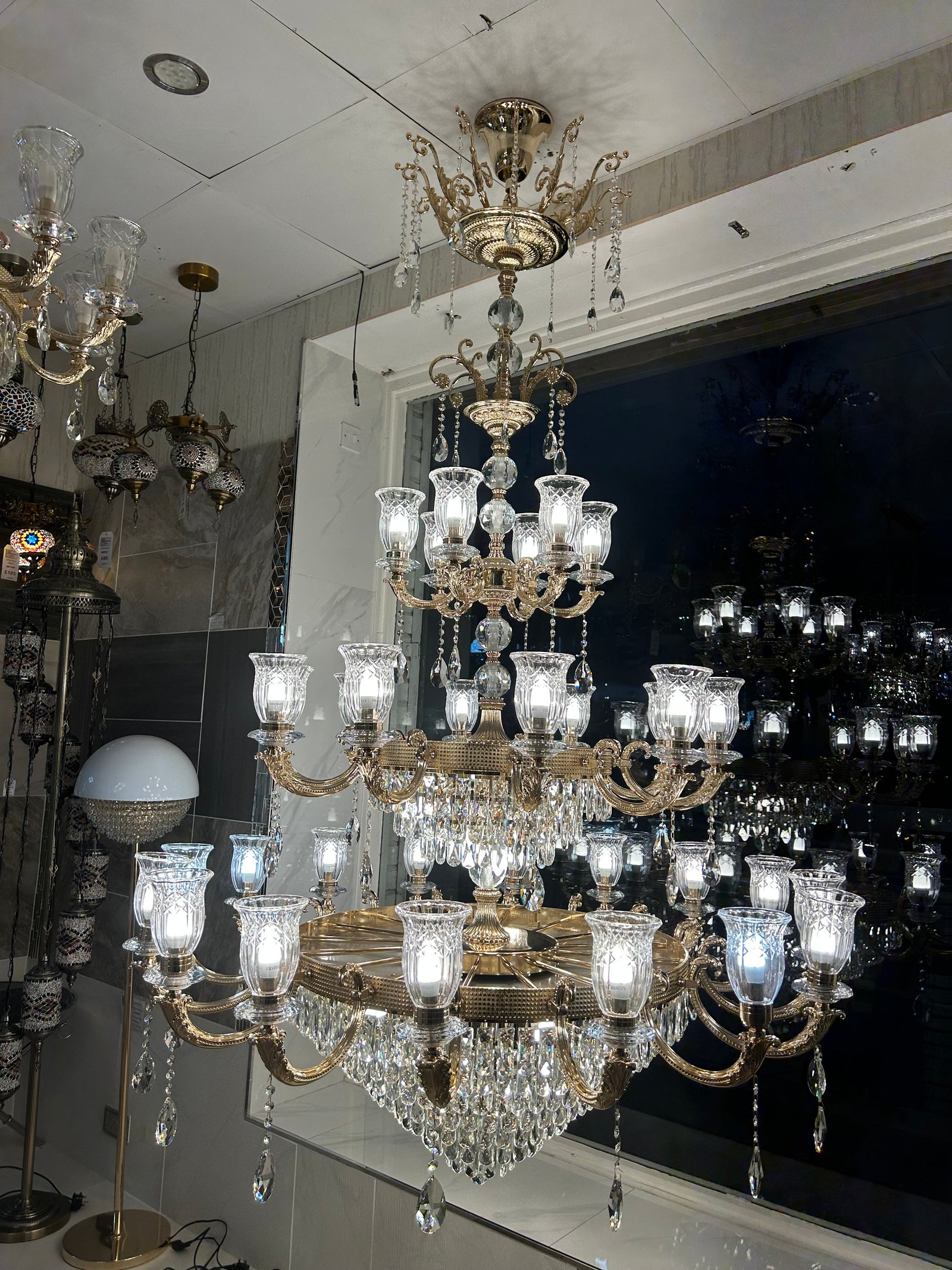 Large Grand Traditional Crystal Chandelier Gold with matching different size lights-Y8098-16+10+6