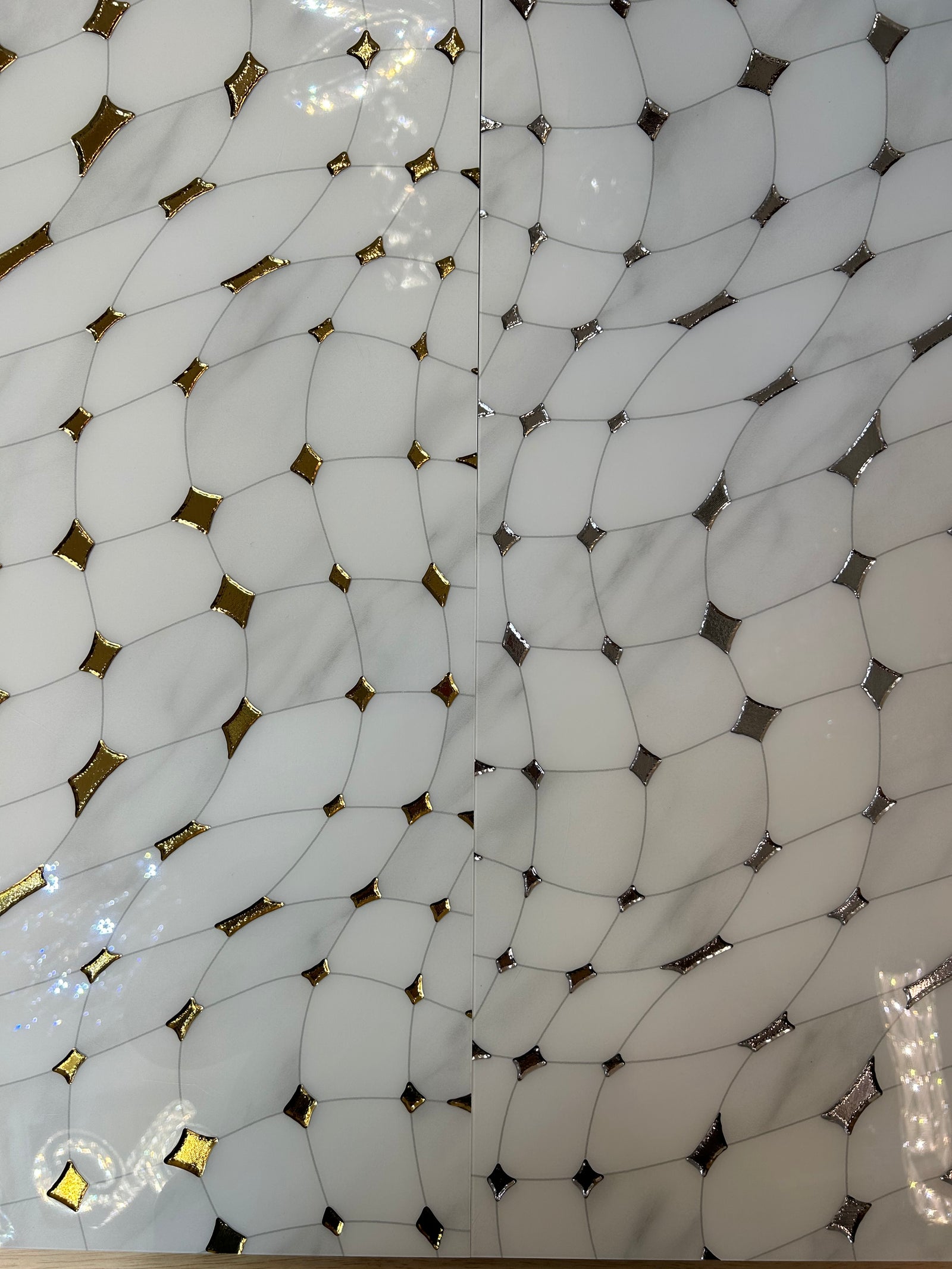 Gold & White Porcelain Decor Tile-300*600*8mm-8sheets-1m2-WJ723 & WJ724