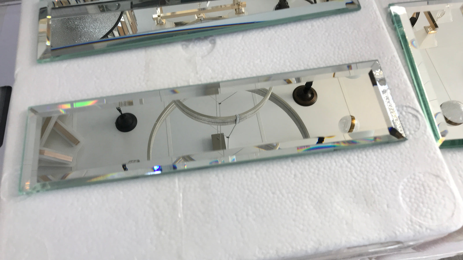 Full Bodied Metro Mirror Glass Mosaic Tiles with bevelled edges-75*300*8mm-45tiles-1m2