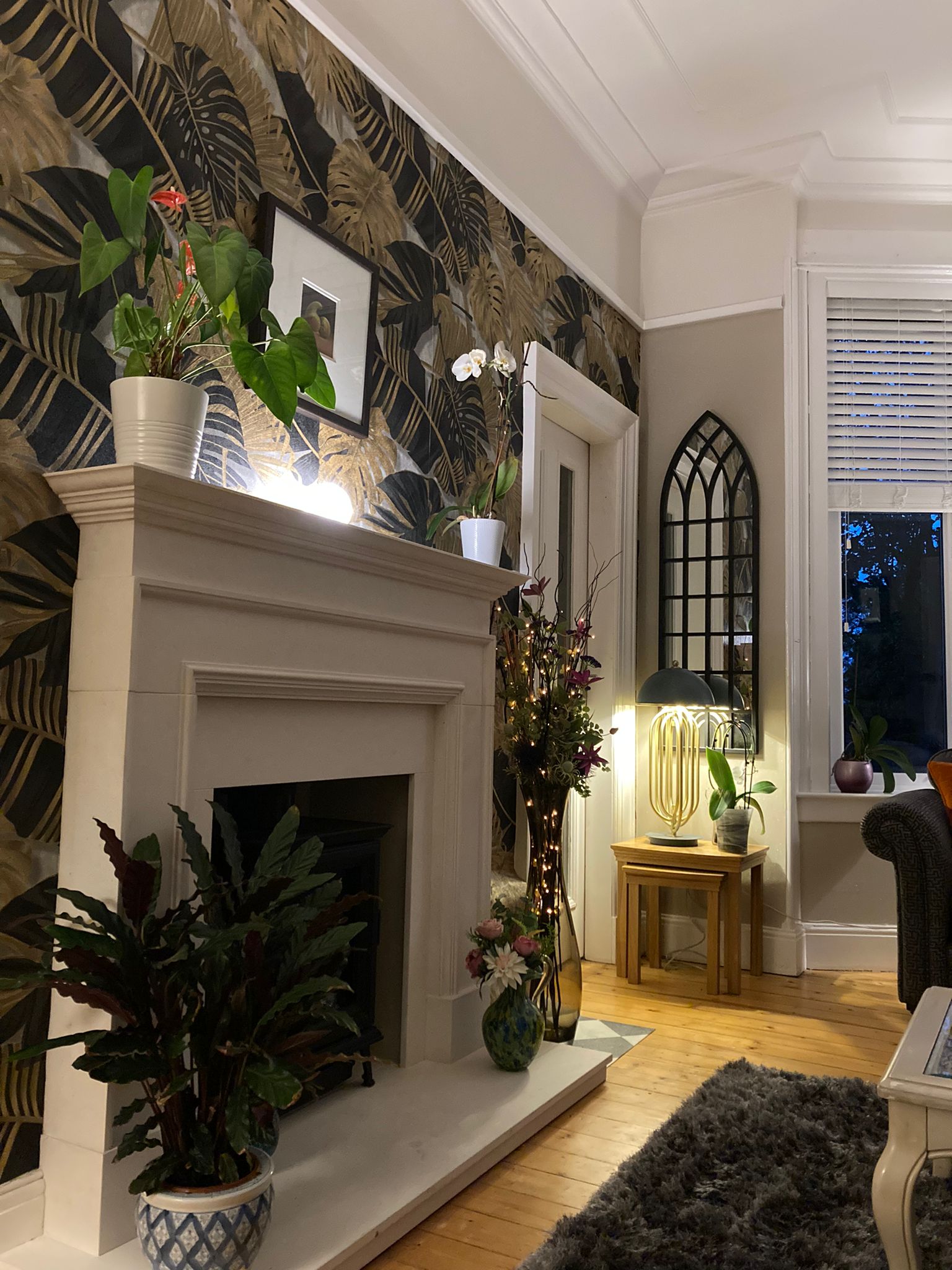 Natura Wallpapers-Cream & Gold, Black & Gold  - DK.22860-2 & 5