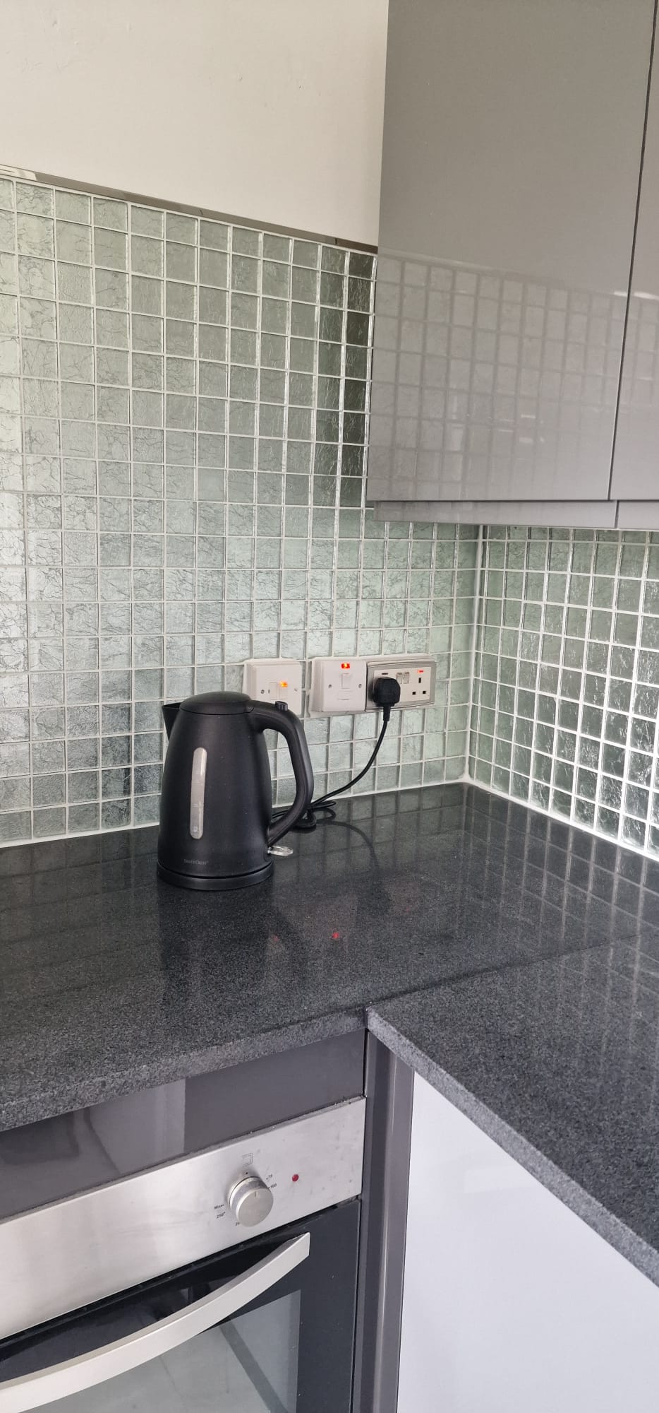 Silver Glint Glass Mosaic Tile-300*300*8mm-11sheets-1m2-48BTM-9K