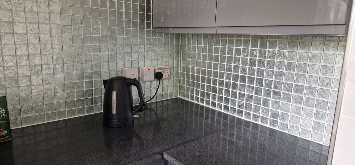 Silver Glint Glass Mosaic Tile-300*300*8mm-11sheets-1m2-48BTM-9K