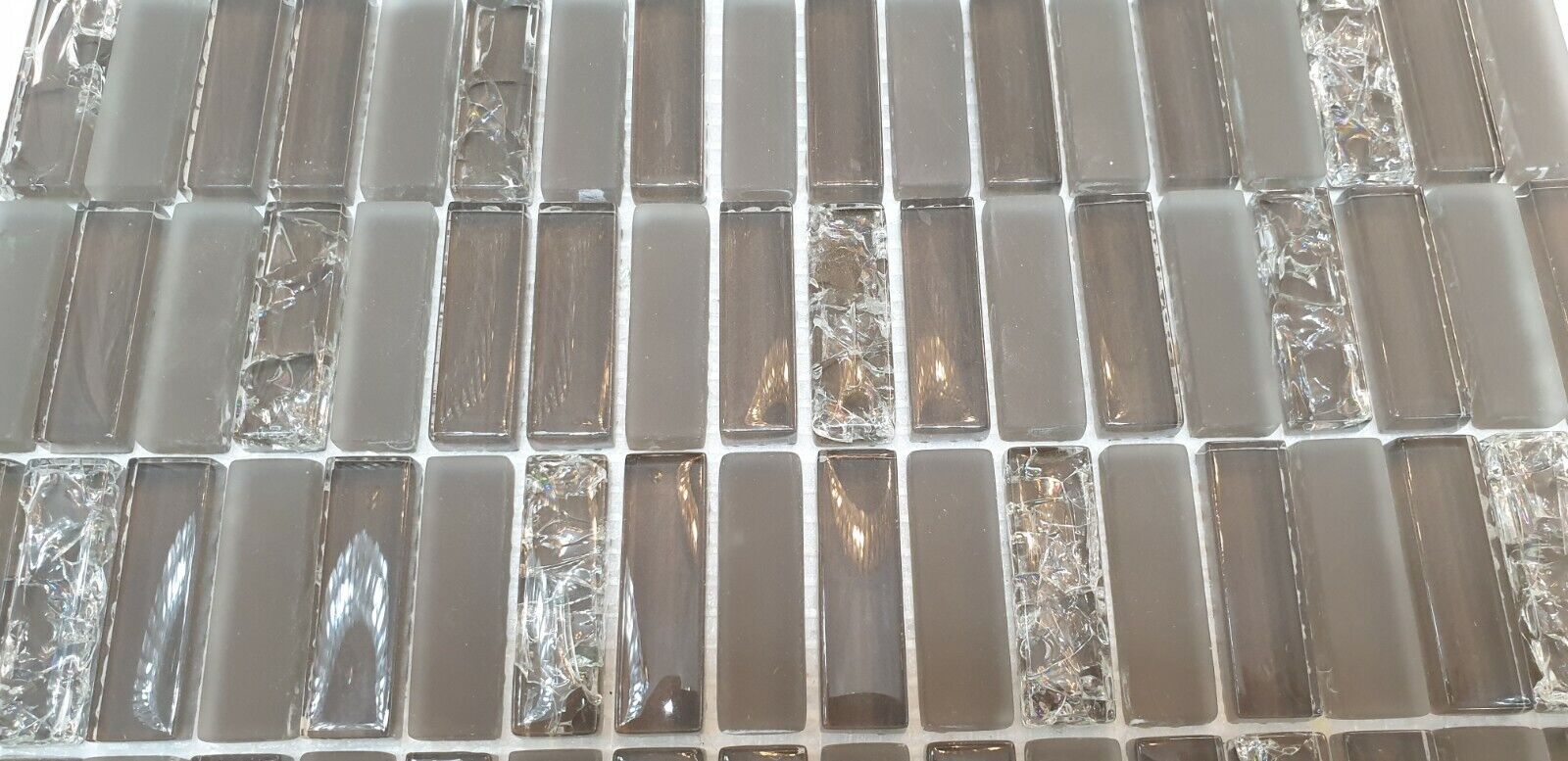 Brown Crackle-effect Glass Mosaic Tile | 1 sheet 300x300x8mm | 11 sheets 1sqm