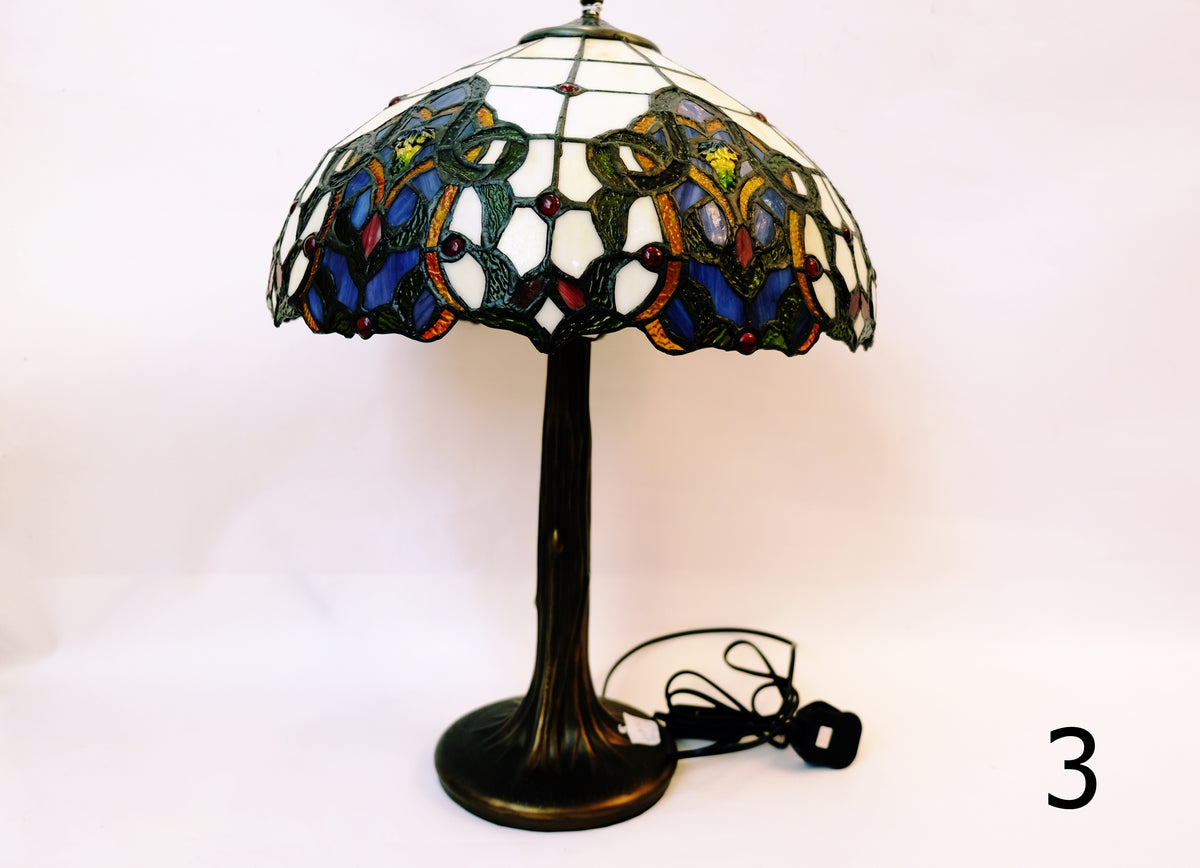 Handmade Tiffany Glass Medium Table Lamp [G163452]